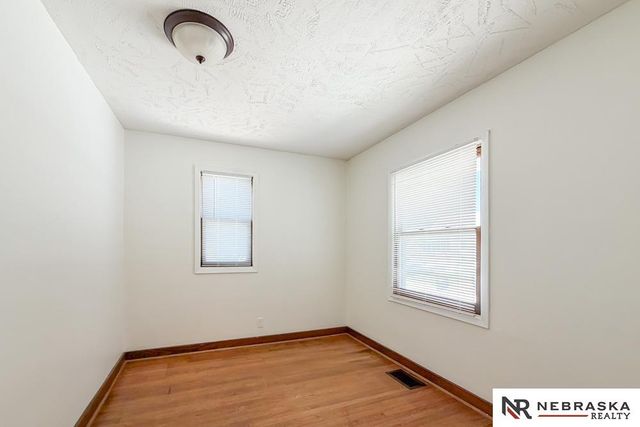 6451 William Street, Omaha, NE 68106