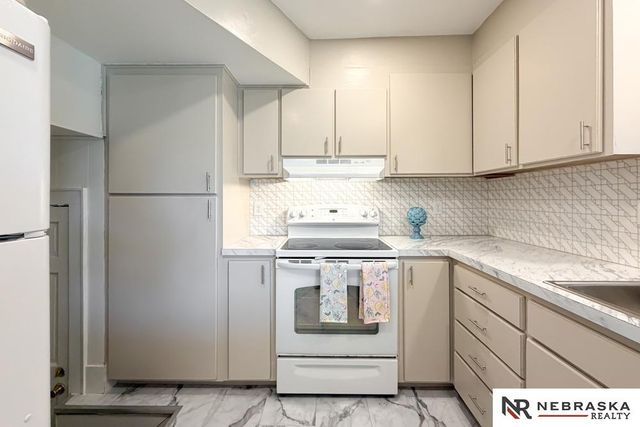 6451 William Street, Omaha, NE 68106