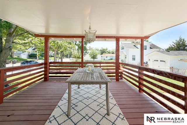 6451 William Street, Omaha, NE 68106