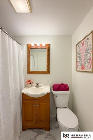 6451 William Street, Omaha, NE 68106