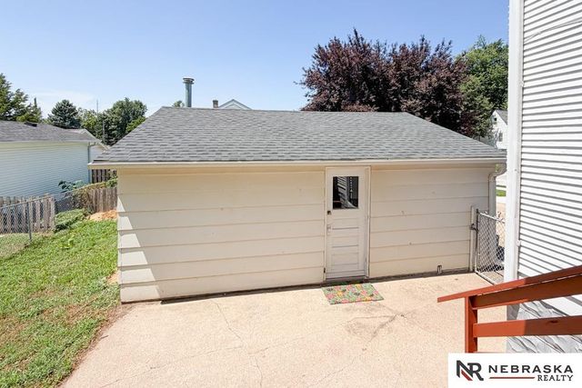 6451 William Street, Omaha, NE 68106