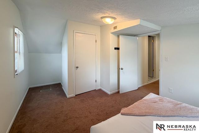6451 William Street, Omaha, NE 68106