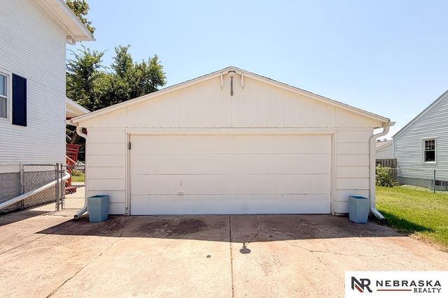 6451 William Street, Omaha, NE 68106