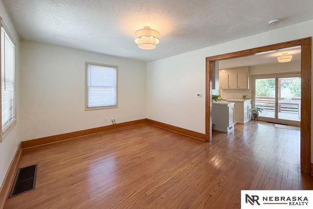 6451 William Street, Omaha, NE 68106