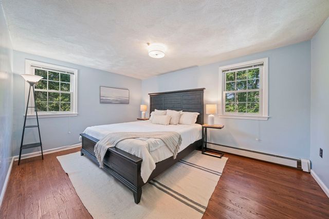 5 Cowdrey Ln, Acton, MA 01720