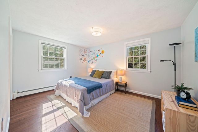 5 Cowdrey Ln, Acton, MA 01720