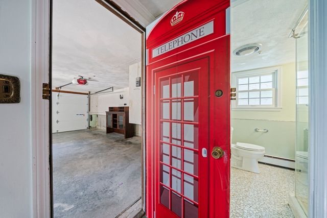 5 Cowdrey Ln, Acton, MA 01720