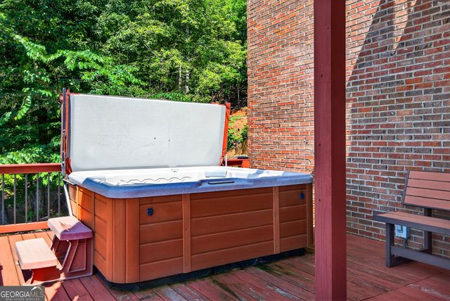 865 Laurel Ridge Road, Cleveland, GA 30528