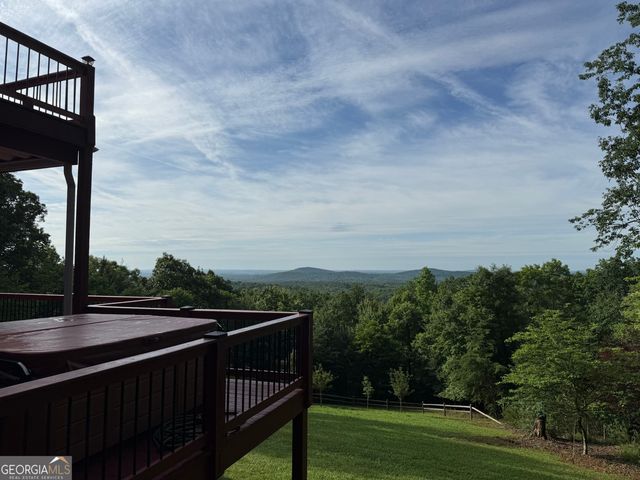 865 Laurel Ridge Road, Cleveland, GA 30528