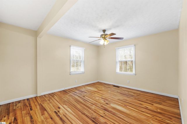 1016 Lee Vaughn Road, Simpsonville, SC 29681