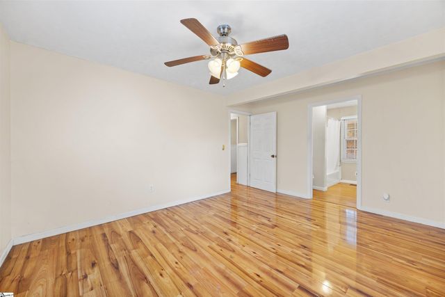 1016 Lee Vaughn Road, Simpsonville, SC 29681