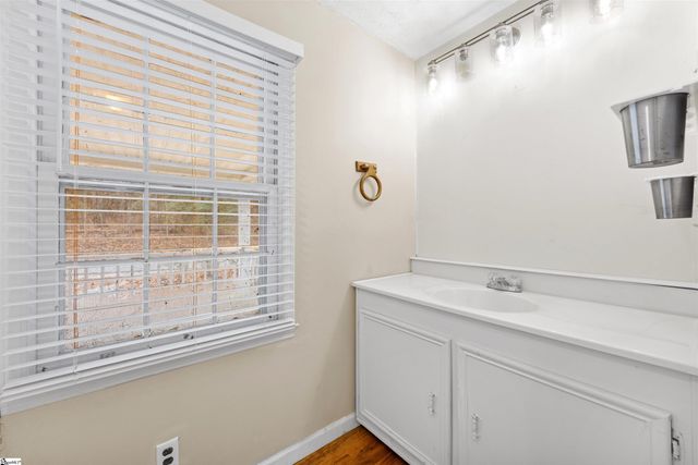 1016 Lee Vaughn Road, Simpsonville, SC 29681