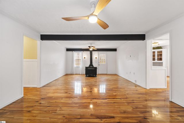 1016 Lee Vaughn Road, Simpsonville, SC 29681