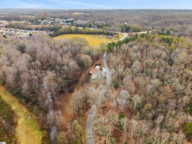 1016 Lee Vaughn Road, Simpsonville, SC 29681