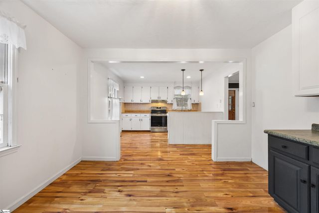 1016 Lee Vaughn Road, Simpsonville, SC 29681