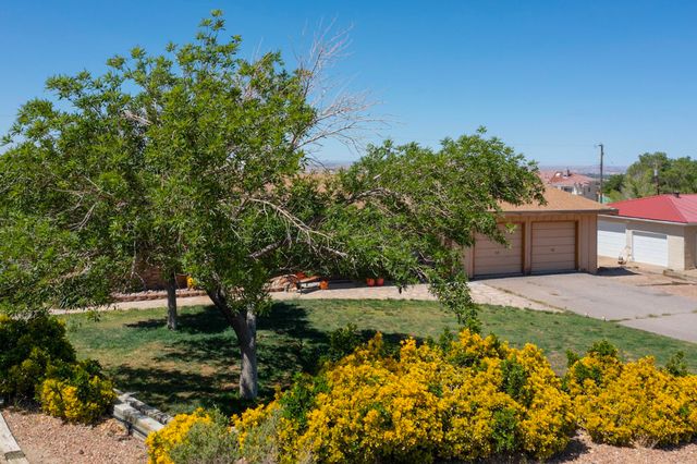 14304 OAKWOOD Place NE, Albuquerque, NM 87123