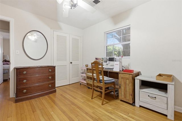 812 NW 36TH TERRACE, Gainesville, FL 32605