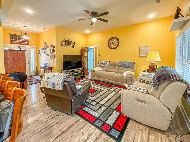 1520 S Madison Avenue, Sedalia, MO 65301