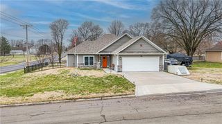 1520 S Madison Avenue, Sedalia, MO 65301