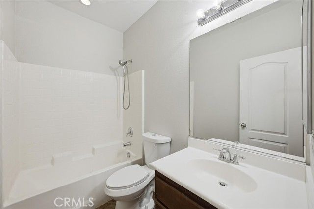 2722 Azalea Avenue, San Jacinto, CA 92582