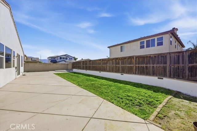 2722 Azalea Avenue, San Jacinto, CA 92582