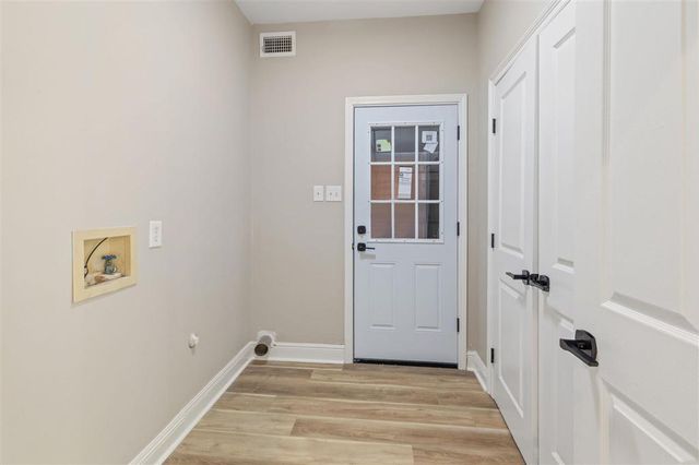 1905 Plantation Drive, Lake Charles, LA 70605