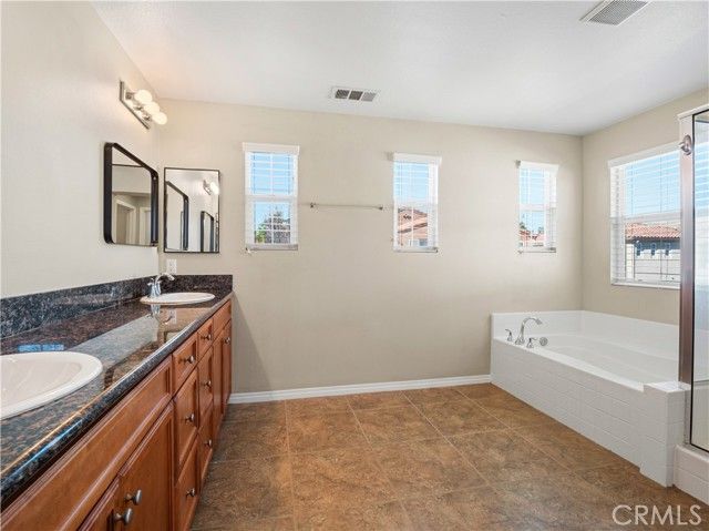 31769 Avenida Sonrisa, Castaic, CA 91384