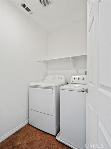 31769 Avenida Sonrisa, Castaic, CA 91384