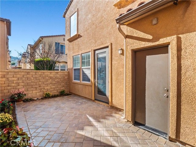 31769 Avenida Sonrisa, Castaic, CA 91384