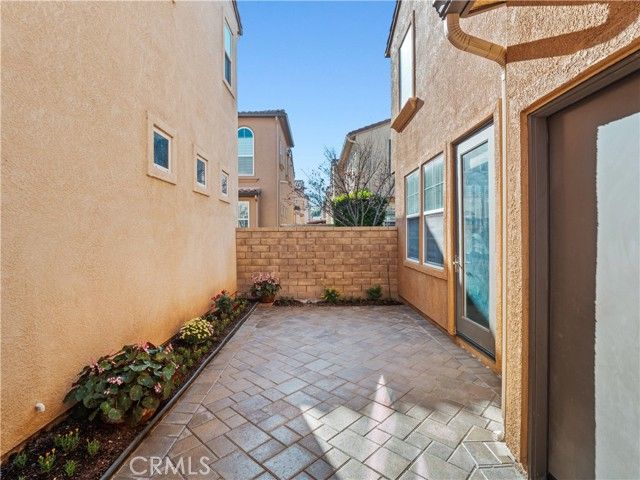 31769 Avenida Sonrisa, Castaic, CA 91384