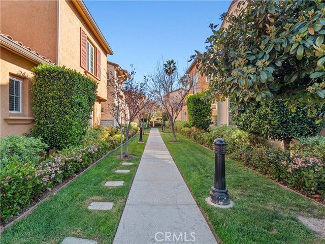 31769 Avenida Sonrisa, Castaic, CA 91384