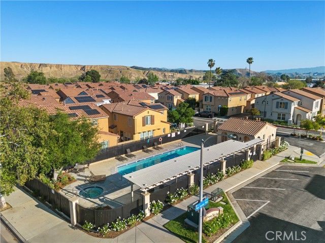 31769 Avenida Sonrisa, Castaic, CA 91384