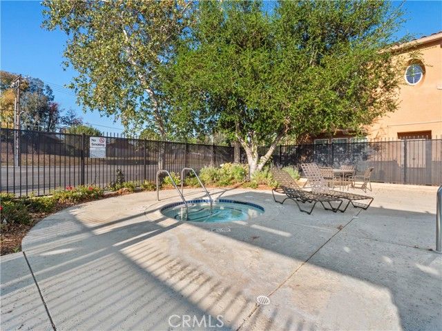 31769 Avenida Sonrisa, Castaic, CA 91384