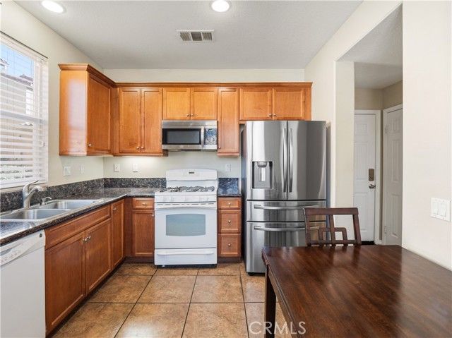 31769 Avenida Sonrisa, Castaic, CA 91384