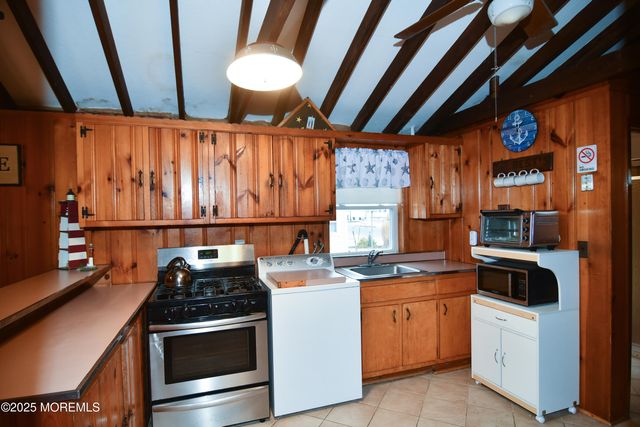 108 Midway Avenue, Seaside Park, NJ 08752