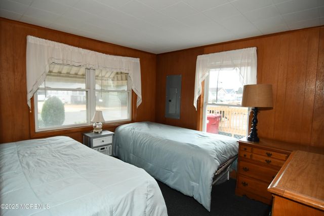 108 Midway Avenue, Seaside Park, NJ 08752