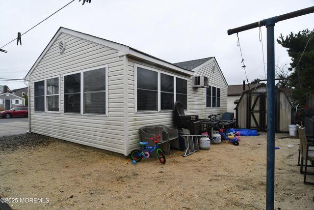 108 Midway Avenue, Seaside Park, NJ 08752