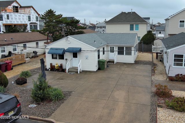 108 Midway Avenue, Seaside Park, NJ 08752