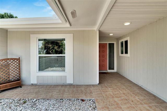 1632 COSTA STREET, Sun City Center, FL 33573