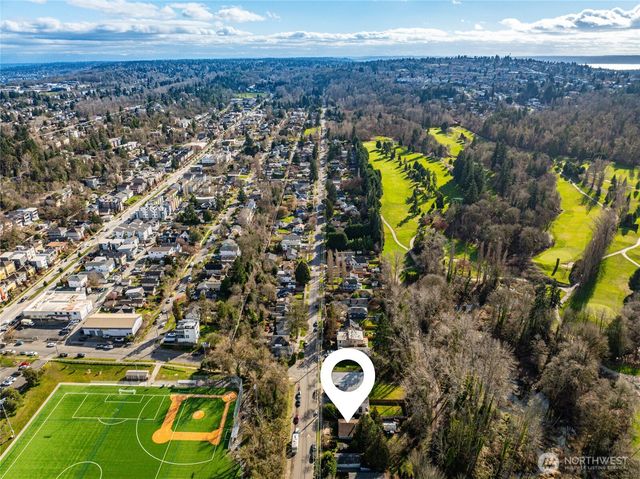 4549 26th Avenue SW, Seattle, WA 98106