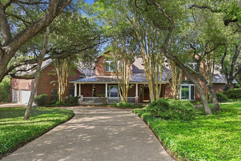 109 Wood TRL, West Lake Hills, TX 78746