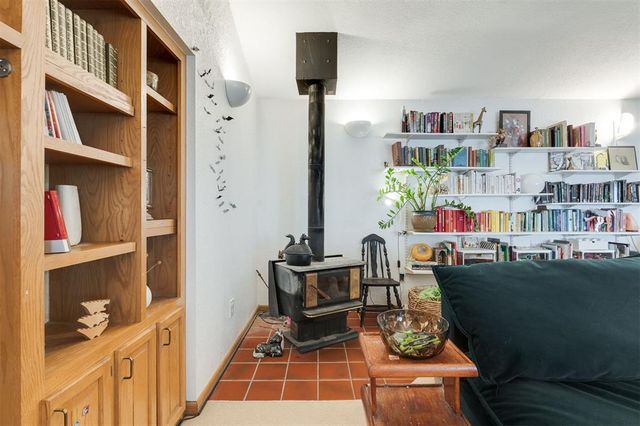 7000 Lakepointe Drive, Oklahoma City, OK 73116