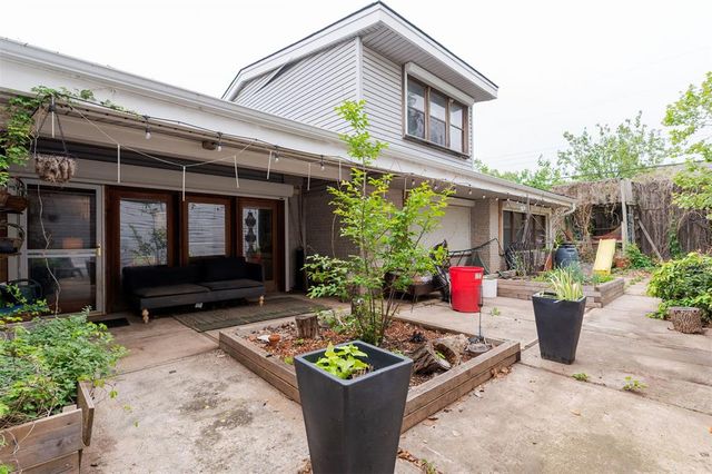 7000 Lakepointe Drive, Oklahoma City, OK 73116