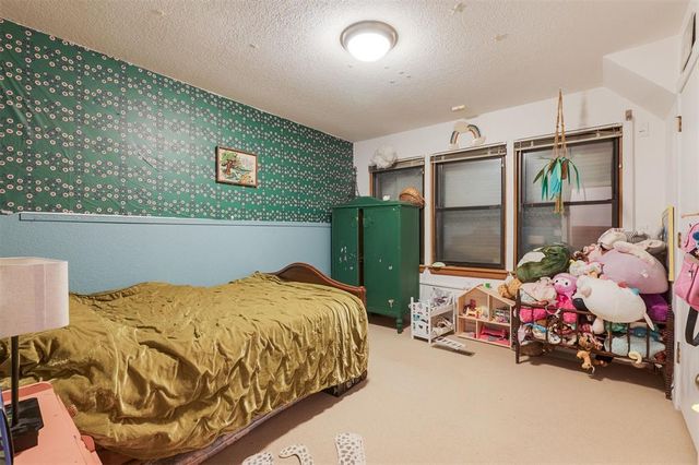 7000 Lakepointe Drive, Oklahoma City, OK 73116