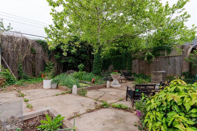 7000 Lakepointe Drive, Oklahoma City, OK 73116