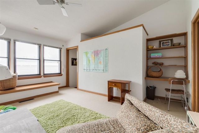 7000 Lakepointe Drive, Oklahoma City, OK 73116