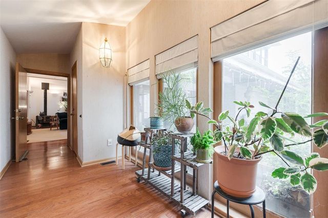 7000 Lakepointe Drive, Oklahoma City, OK 73116