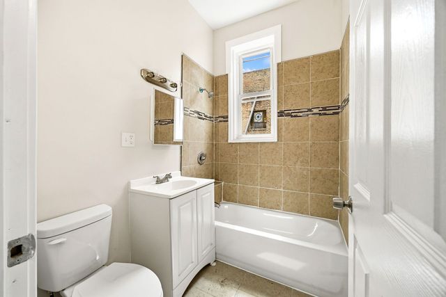 1621 S Lawndale Avenue 3-2, Chicago, IL 60623