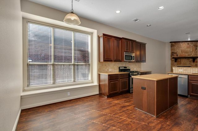 14307 Andrews Ridge Lane, Humble, TX 77396