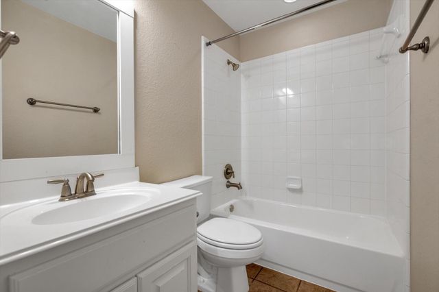 14307 Andrews Ridge Lane, Humble, TX 77396